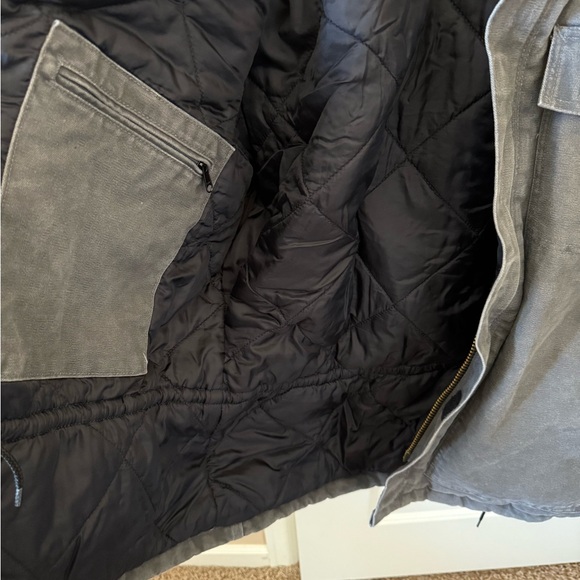 LIKE NEW MENS CARHARTT INSULATED JACKET SIZE L - Picture 7 of 11